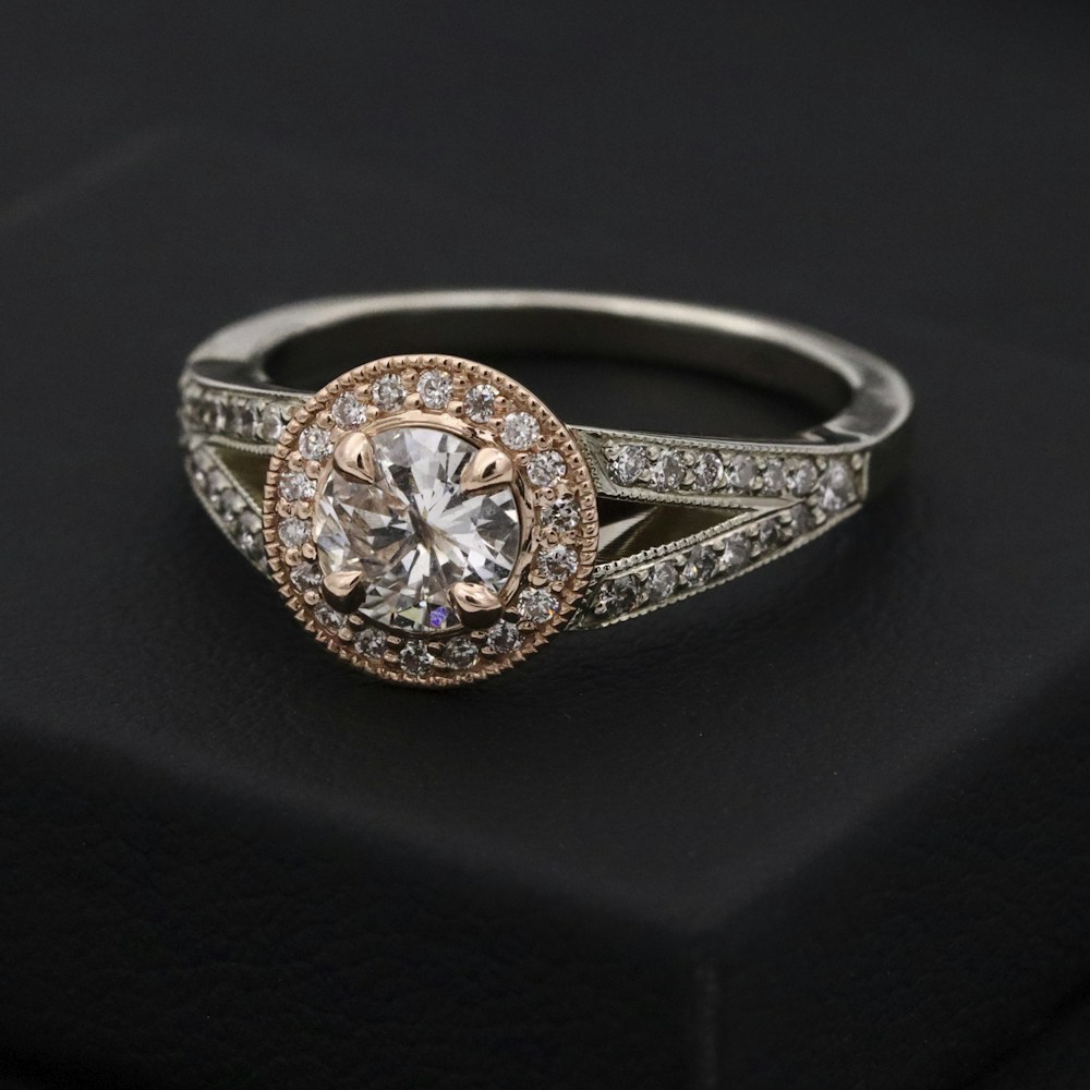 Moonlit Twine Ring